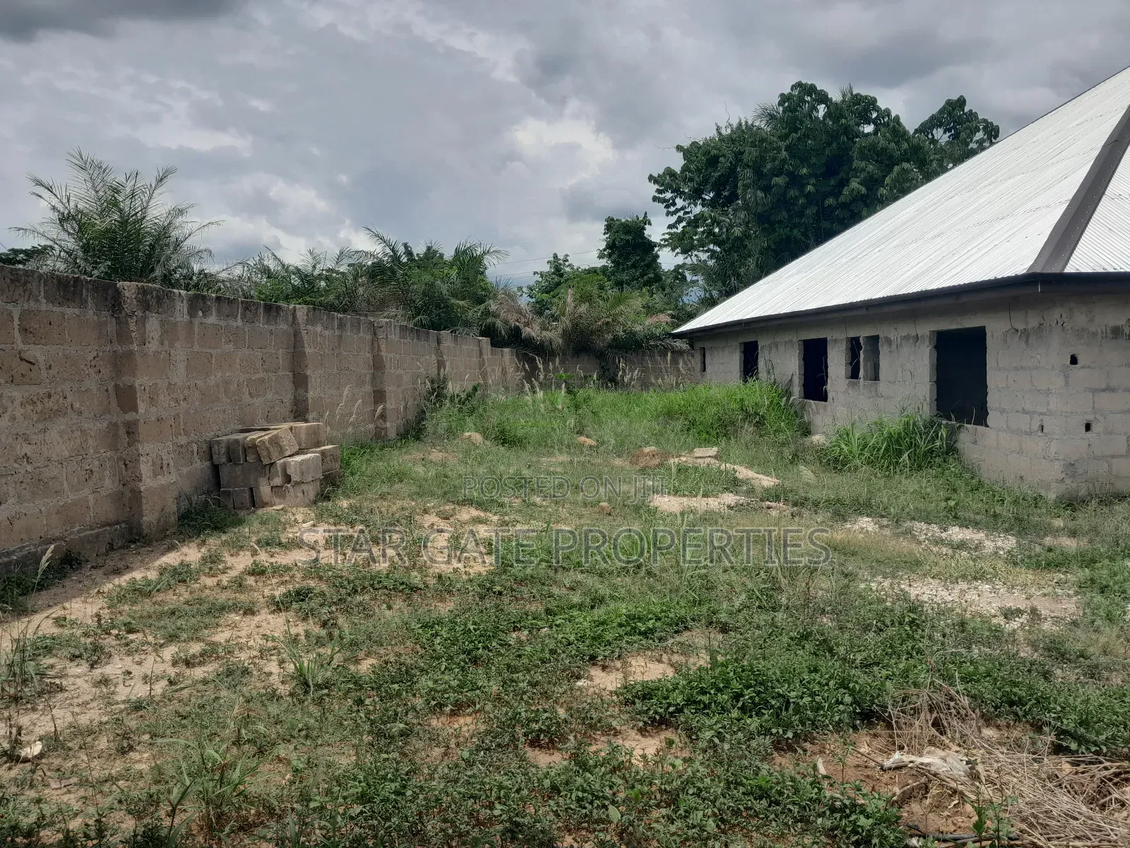 5bdrm House in Offinso for sale