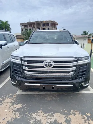 Photo - New Toyota Land Cruiser 2024 Black