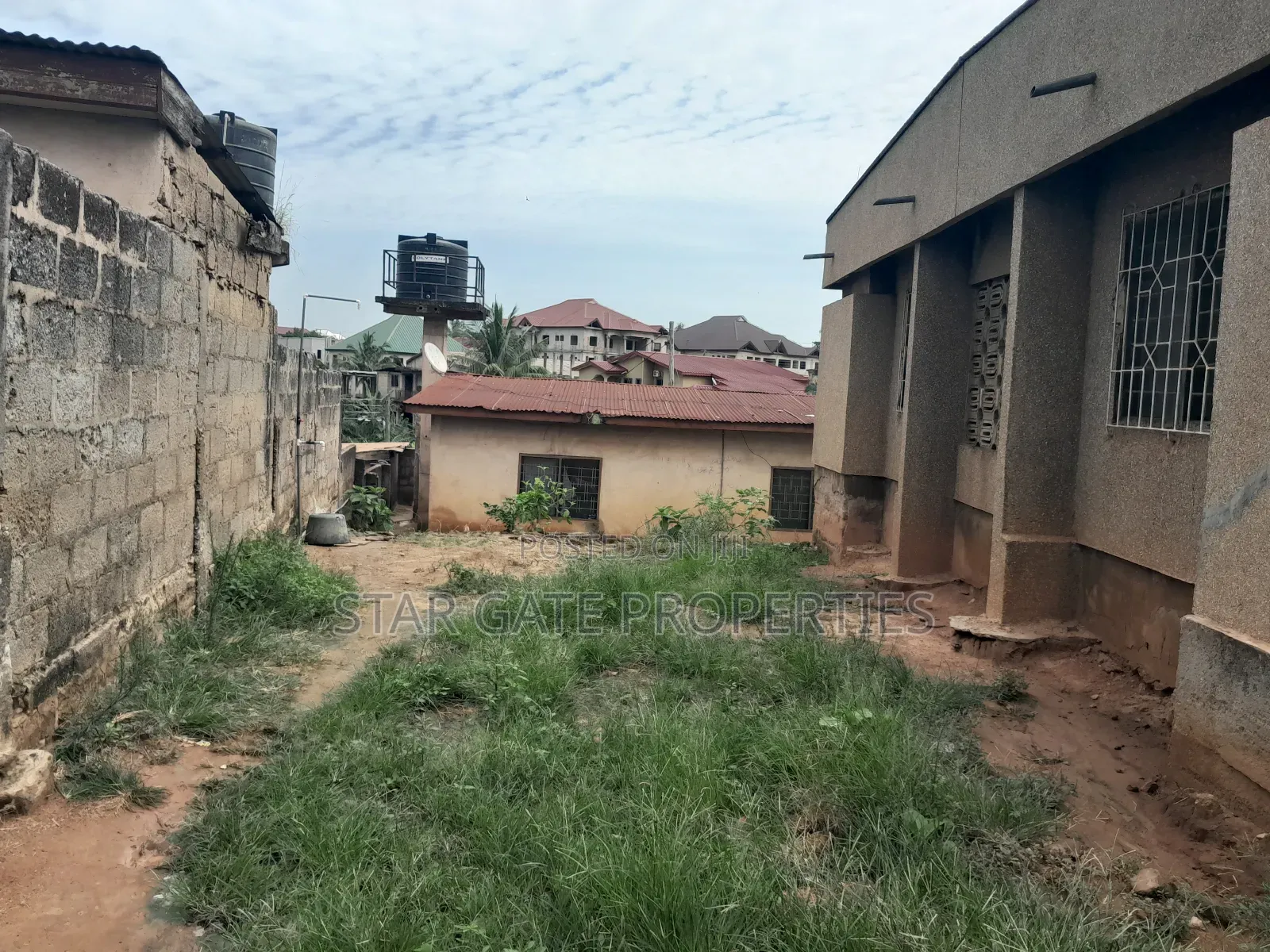 4bdrm House in Pankrono, Kumasi Metropolitan for sale