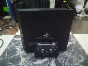 Ps4 Pro With Fc26+ 6 More Games Installed +2 Controllers