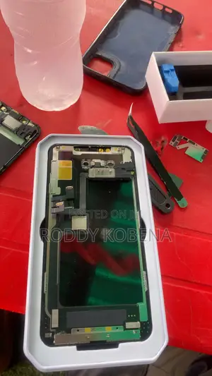 iPhone X to 16 Pro Max Screen and Back Glass Replacement