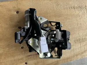Toyota Highlander 2017 Boot Lock