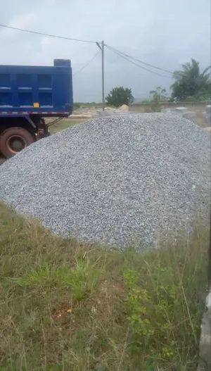 Chippings/ Sand/ Quarry Dust/ Filling Materials