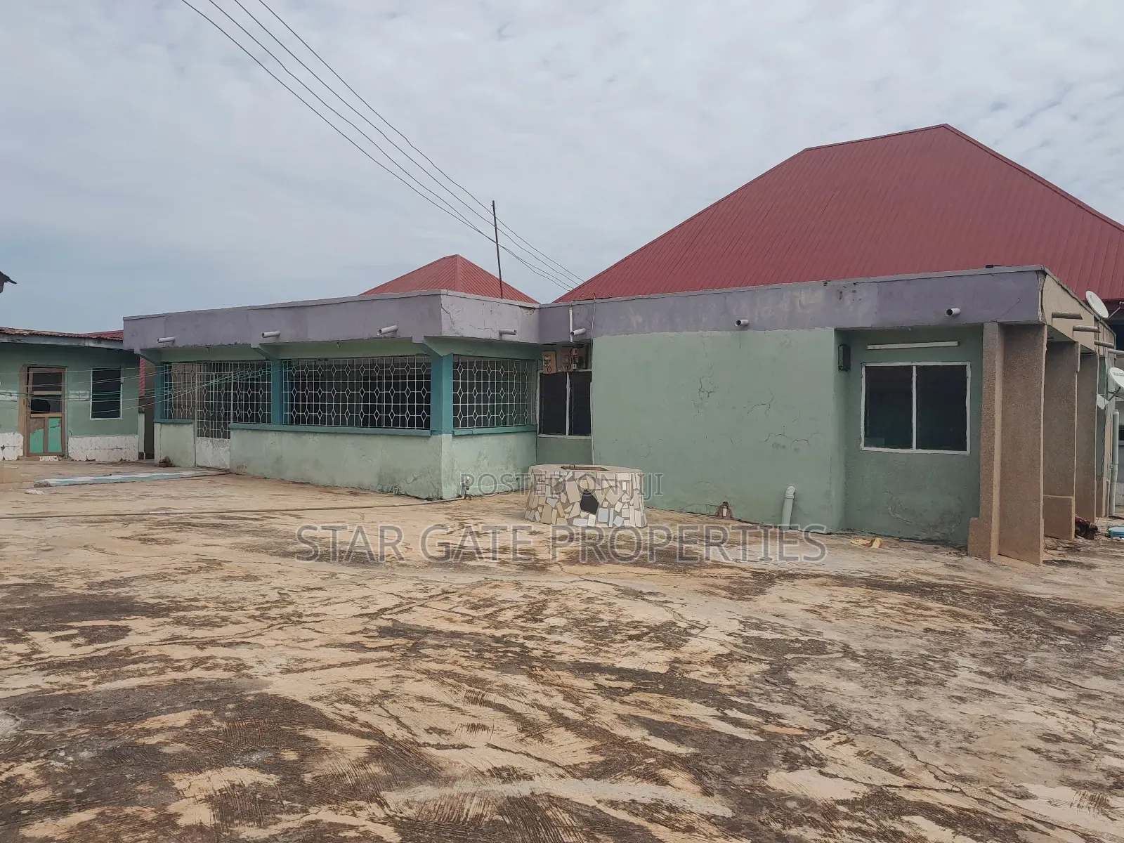 14bdrm House in Pankrono, Kumasi Metropolitan for sale