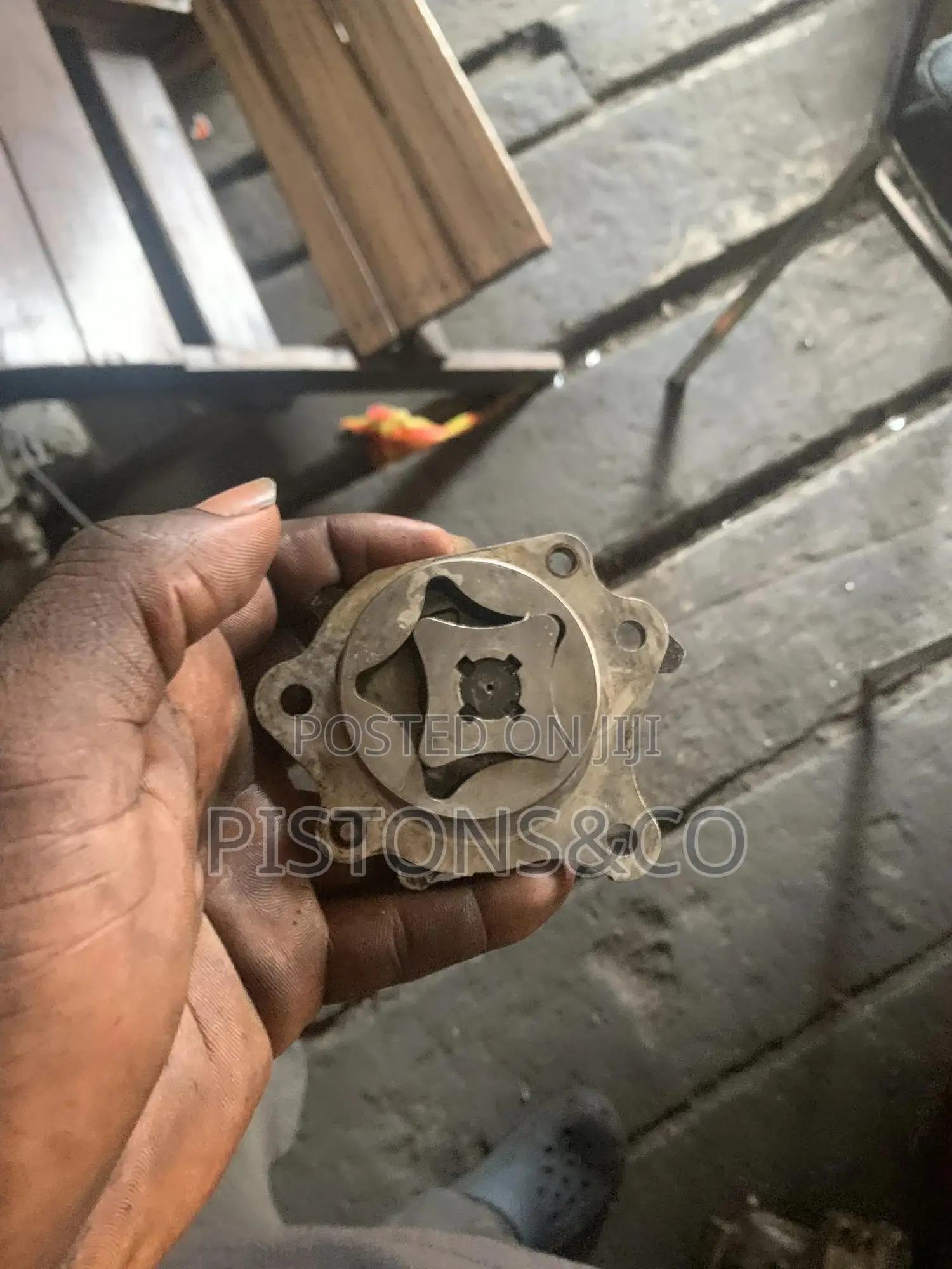 Vitz 2010 4plugs Oil Pump