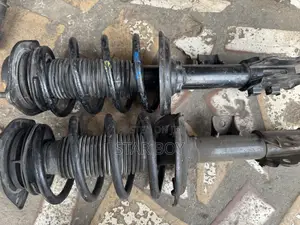 Hyundai Elantra:2012 to 2016 Front Shocks Absorbers