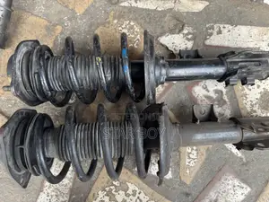 Hyundai Elantra:2012 to 2016 Front Shocks Absorbers