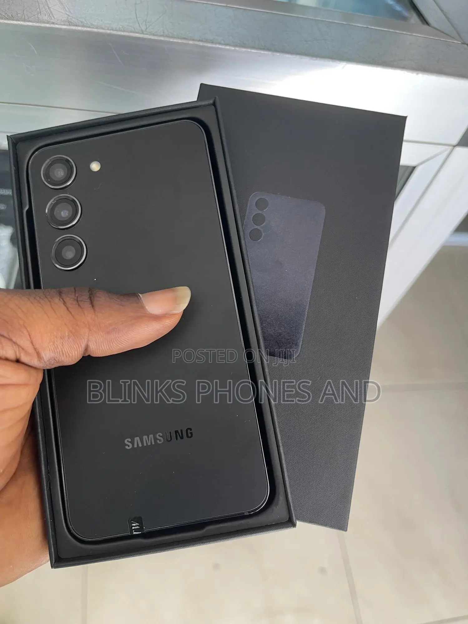 New Samsung Galaxy S23 128 GB Black