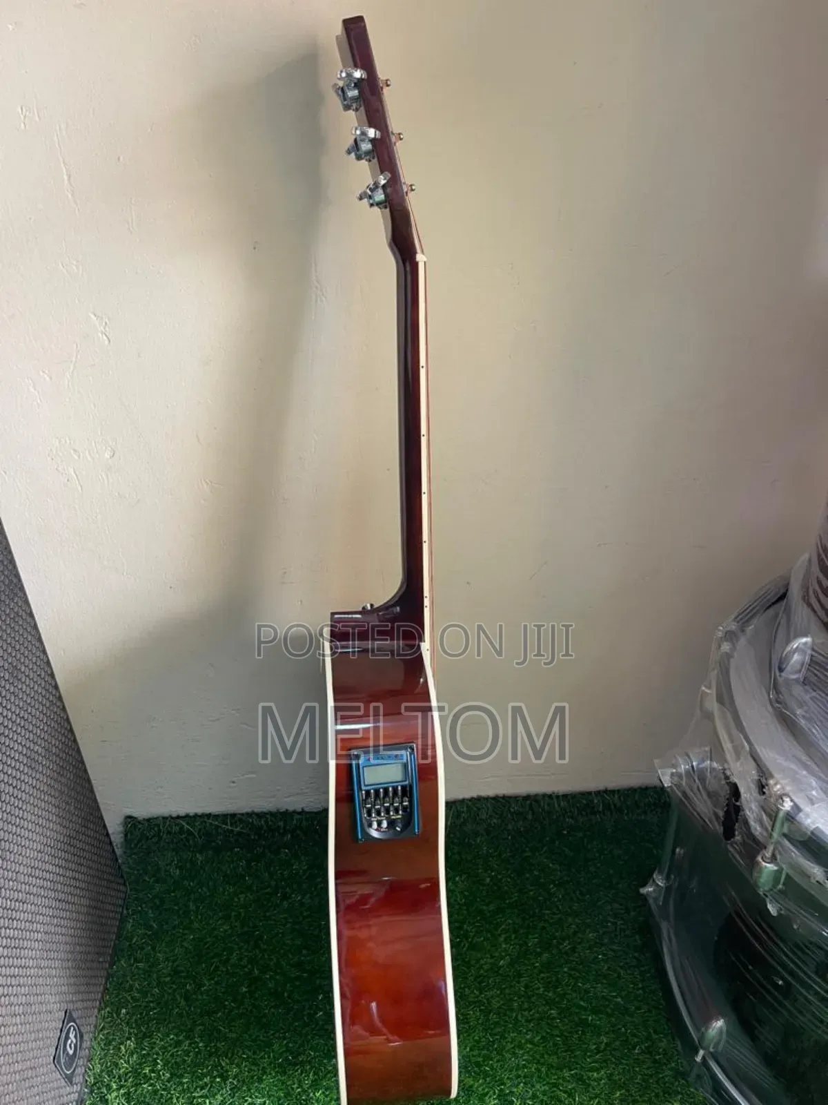 Fender Semi-acoustic Guitar
