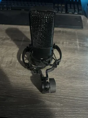 Audient Sr1 Large-Diaphragm Condenser Microphone.