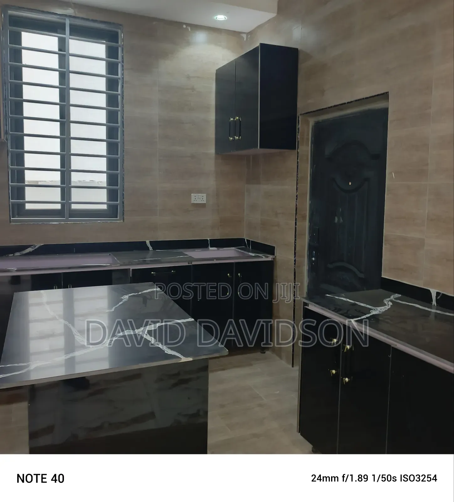 4bdrm House in 4 Bedroom Storey, Tema Metropolitan for rent