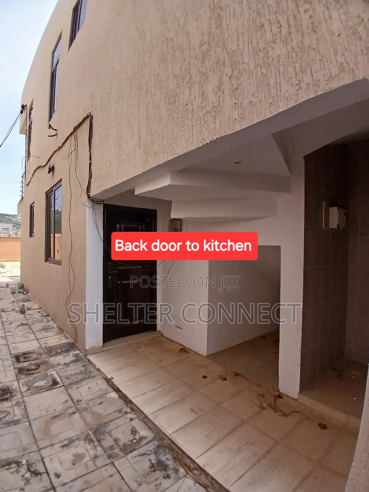 4bdrm Duplex in Oyarifa for sale