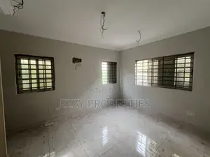 2bdrm Apartment in Lakeside Community 1, Ashaley Botwe for rent