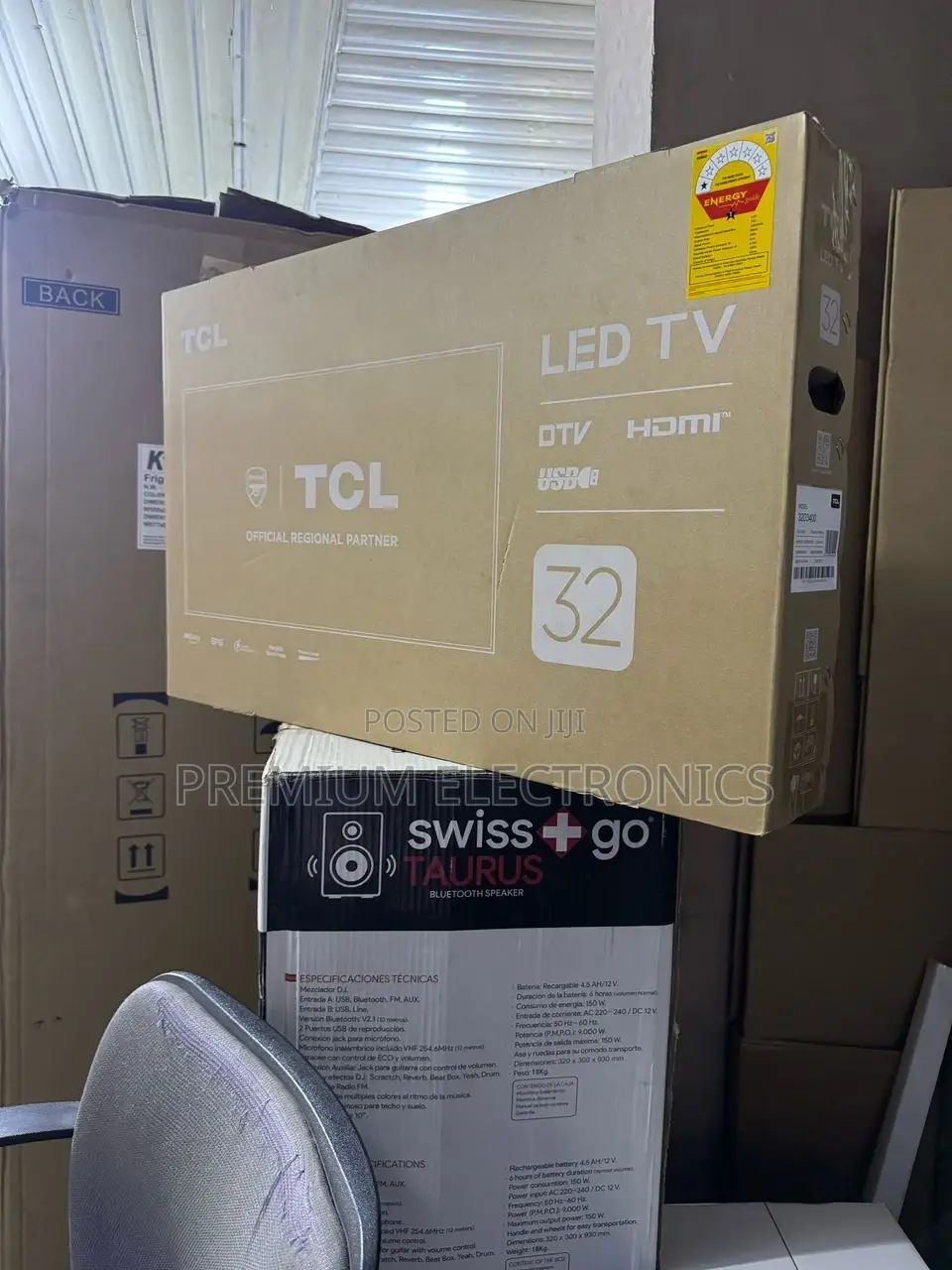 Super Narrow Bezel TCL 32" Hd Digital Sat Television