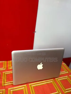 Laptop Apple MacBook 2012 8GB Intel Core I5 HDD 128GB