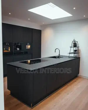 Custom Kitchen Cabinets With Built-in Lighting