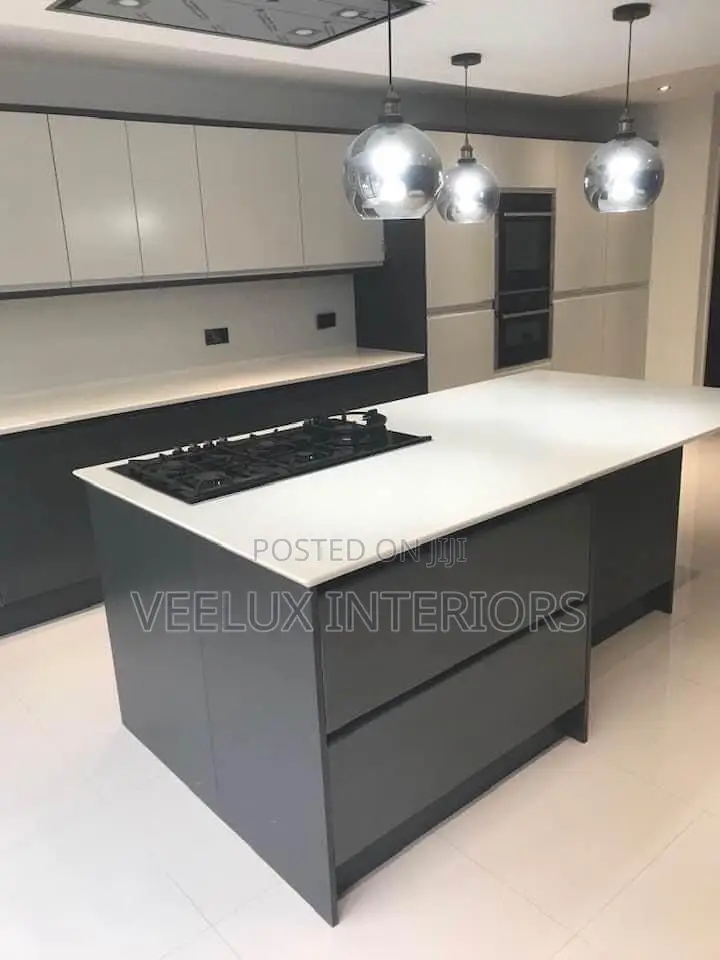 Handleless Kitchen Cabinets With Oven Microwave