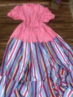 Dresses 675