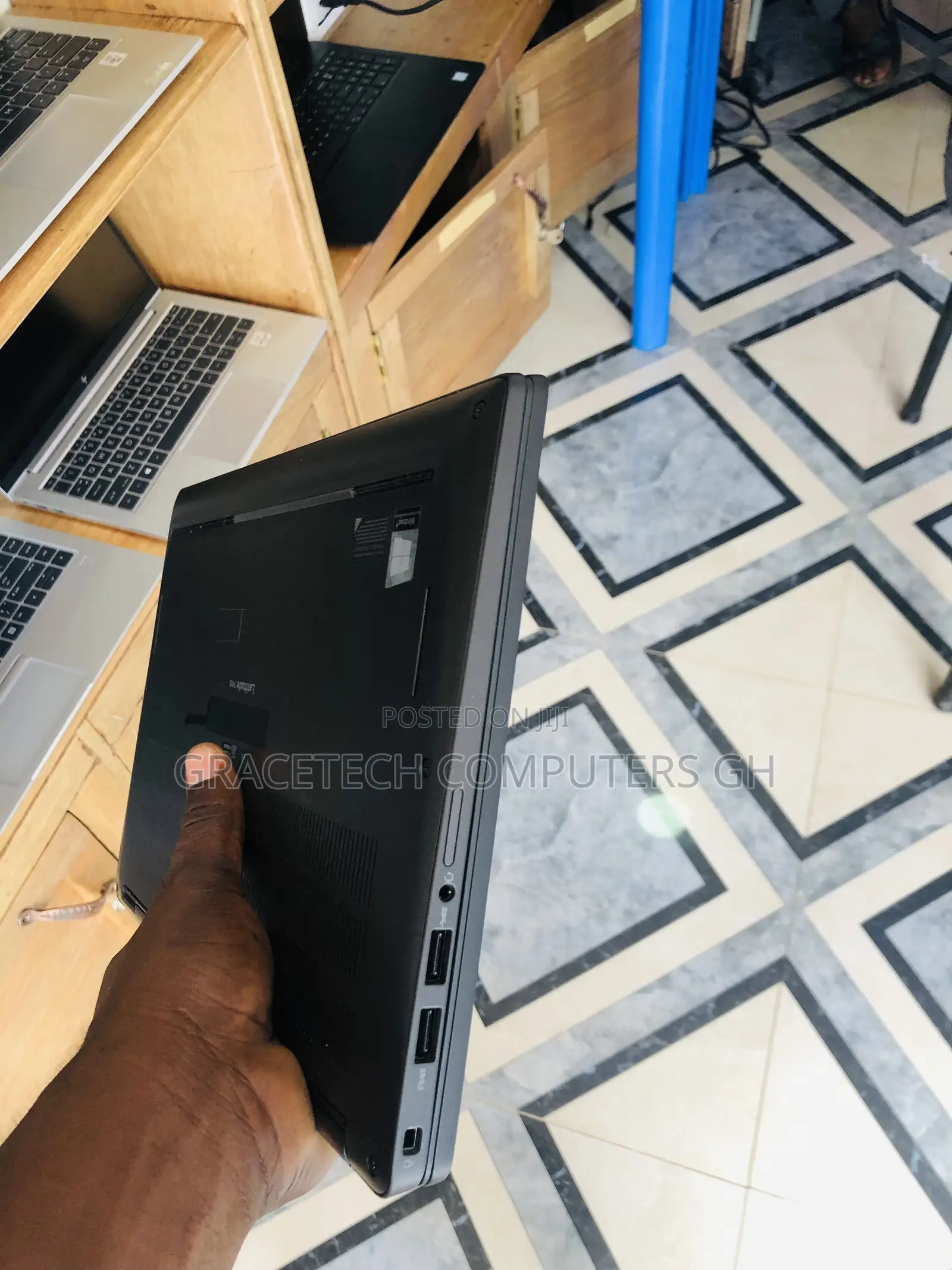 Laptop Dell Latitude 7410 16GB Intel Core i7 SSD 512GB