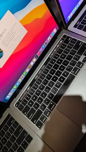 Laptop Apple MacBook Pro 2020 16GB Intel Core I5 SSD 512GB