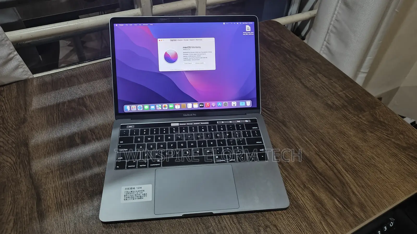 Laptop Apple MacBook 2018 16GB Intel Core I5 SSD 256GB