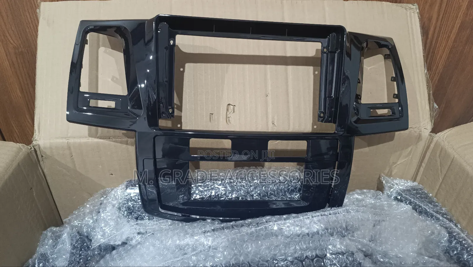 Toyota Hilux Fortuner Android Radio Frame Fascia