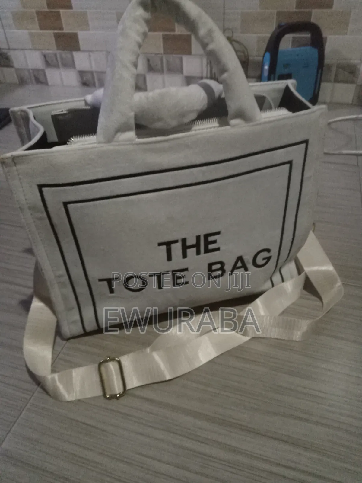 Large Capacity Tote Bag