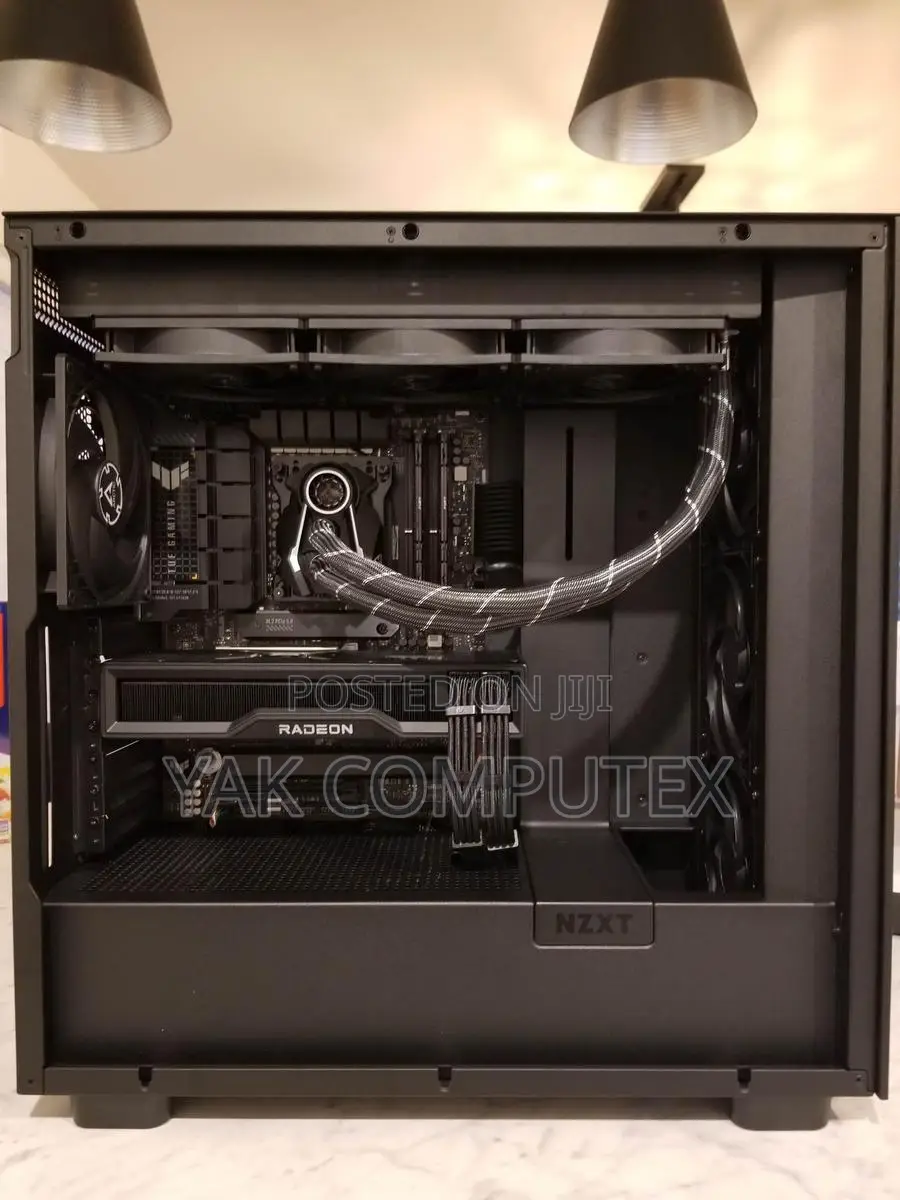 New Desktop Computer MSI model 16GB Intel Core i7 HDD+SSD 256GB