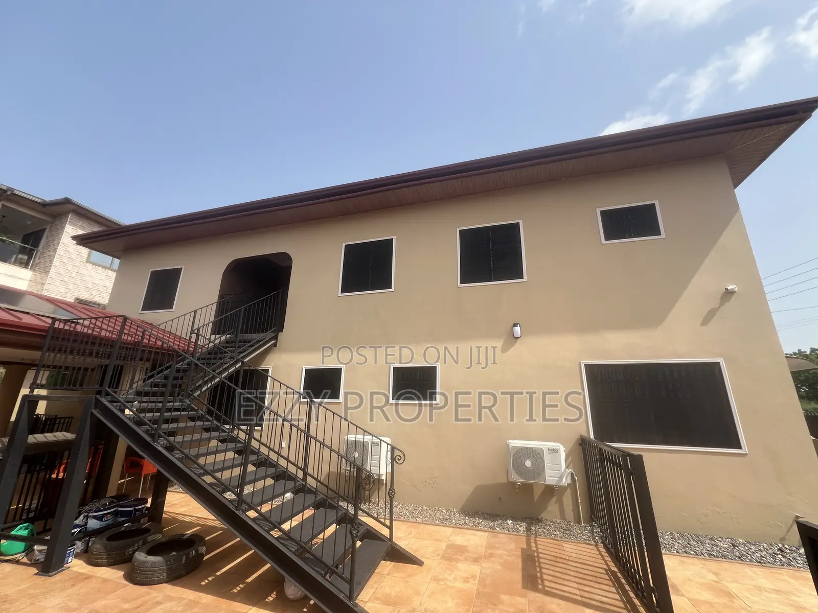 6bdrm House in Lakeside Community 1, Ashaley Botwe for sale