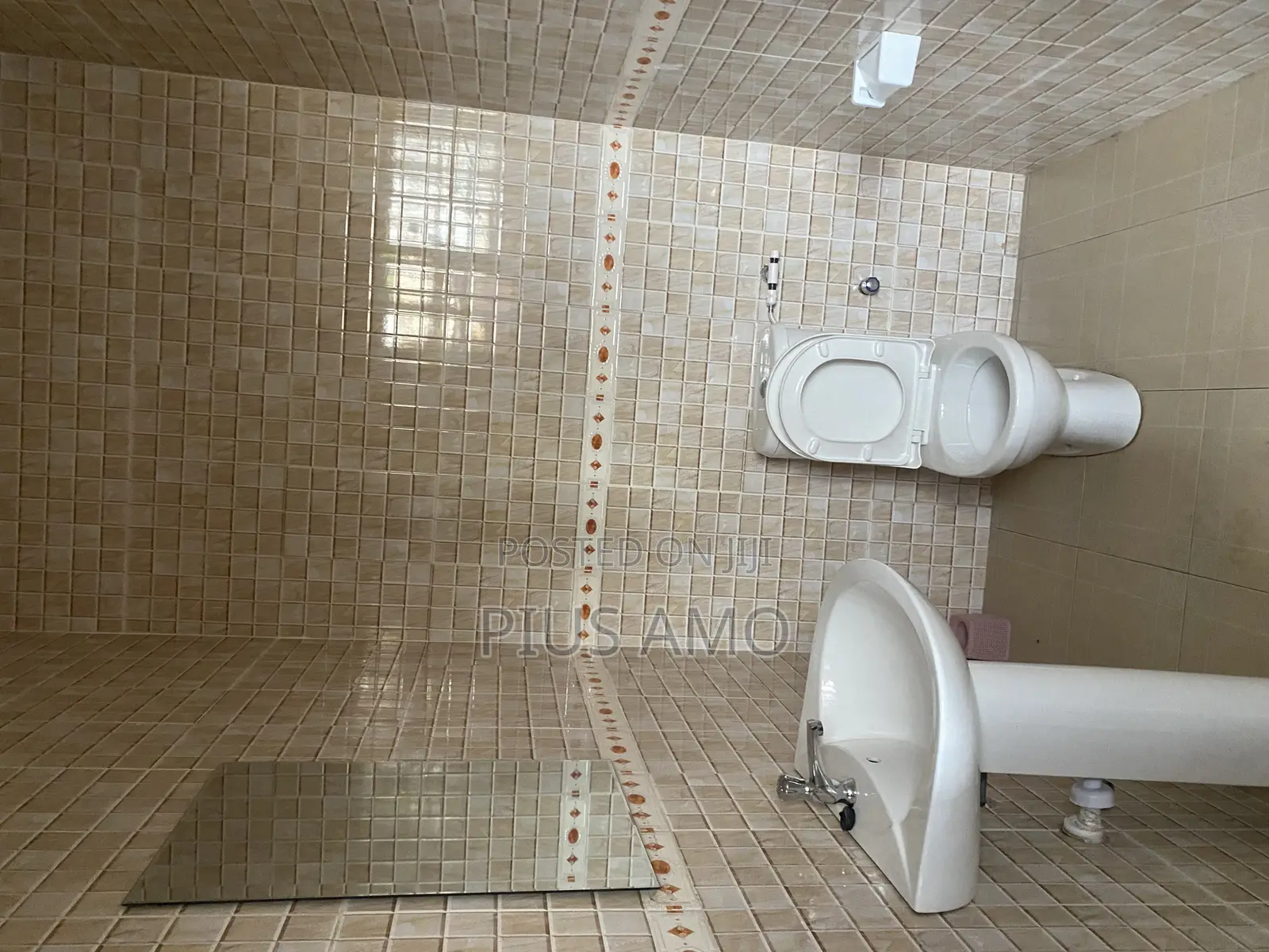 2bdrm Apartment in Teshie for rent