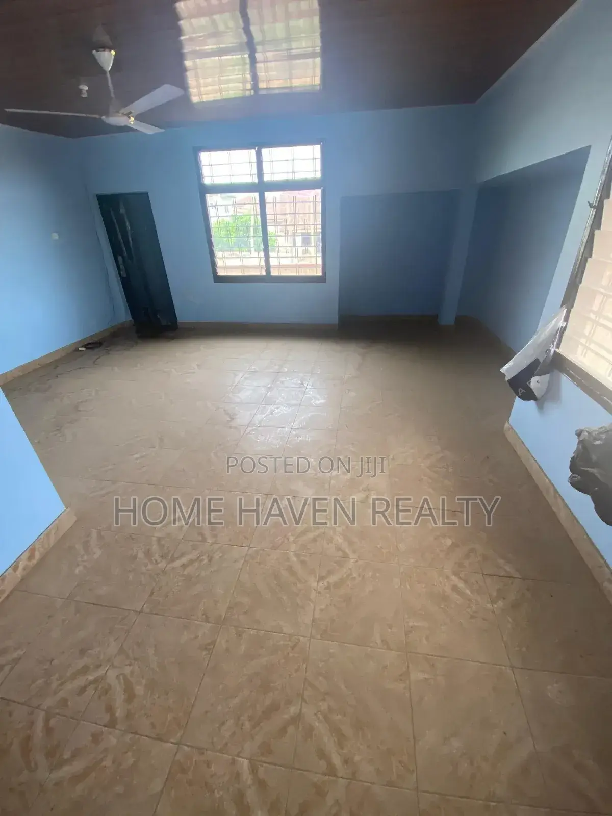 6bdrm House in North Legon for sale