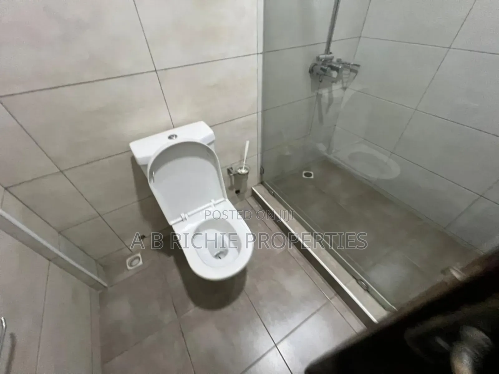 2bdrm Apartment in Ab Richie Properties, Tseaddo for rent