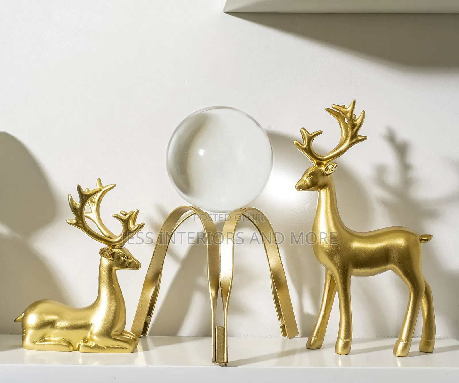 Decor Figurine