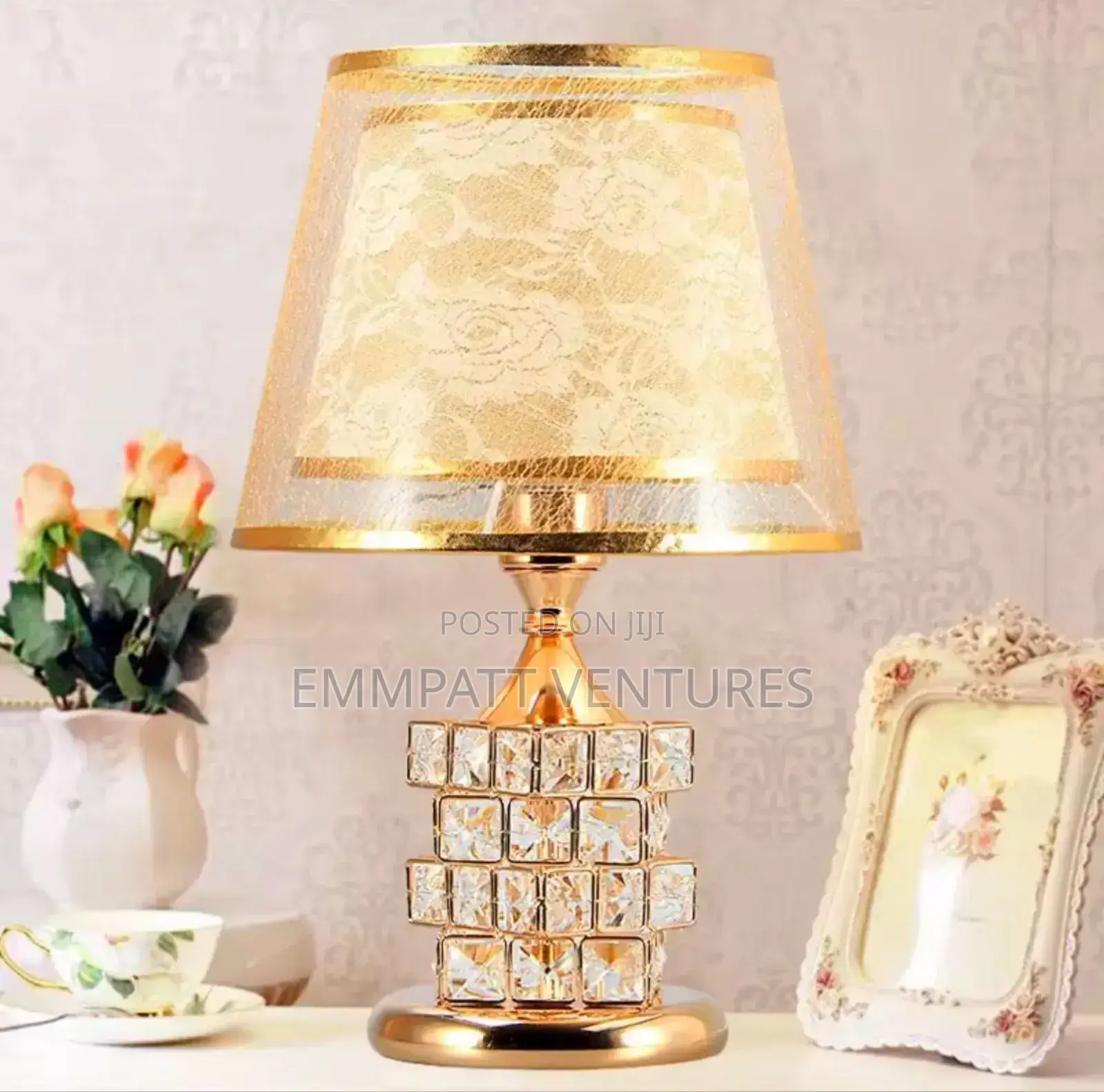 Luxurious Bed Side Lamp