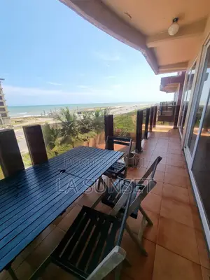 3bdrm Apartment in La Beach, Trade Fair for rent
