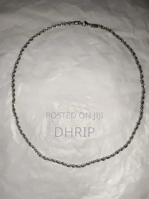 Twisted Chain
