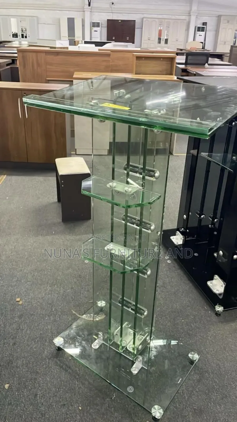 Transparent Tempered Glass Pulpit