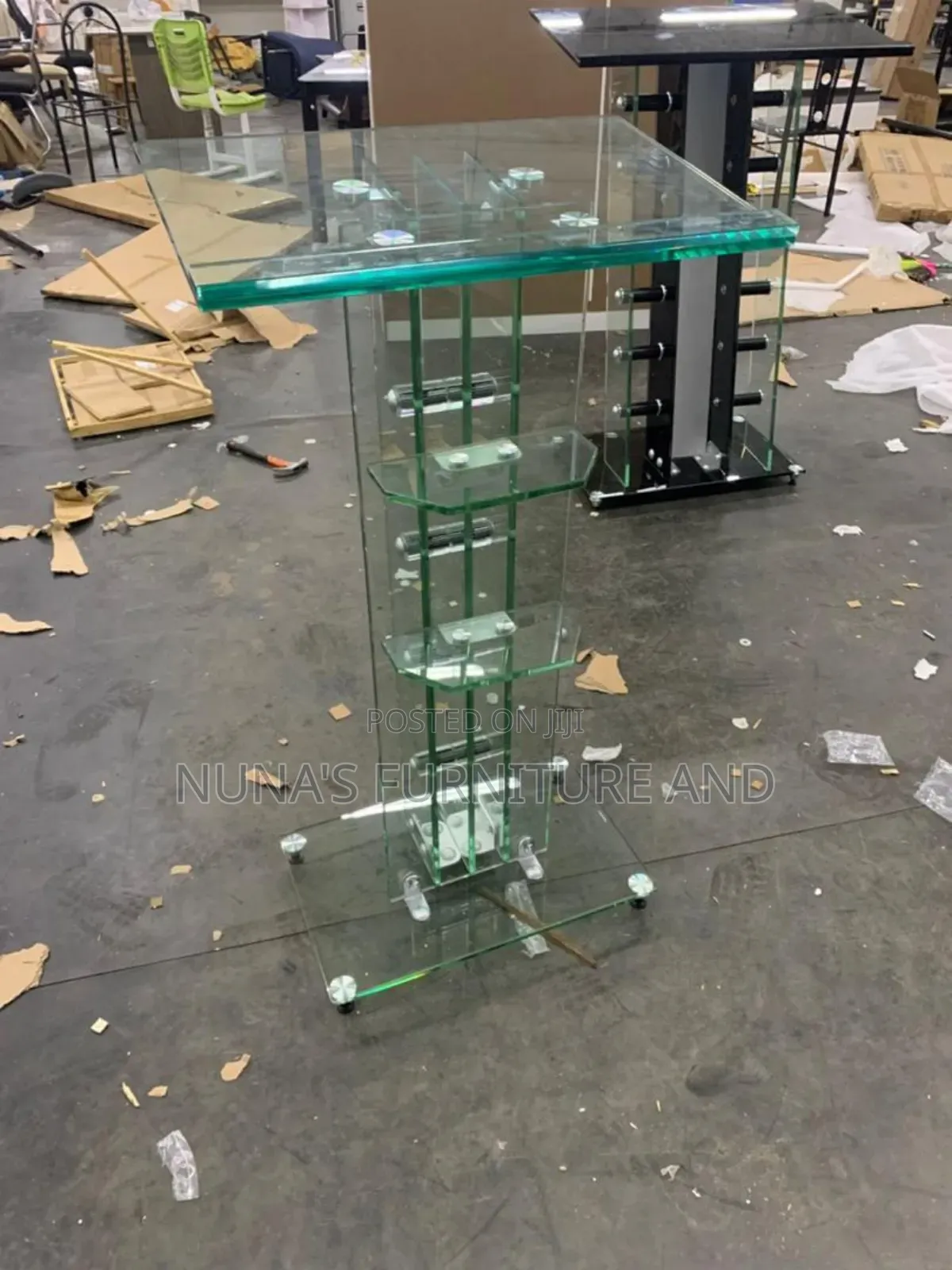 Transparent Tempered Glass Pulpit
