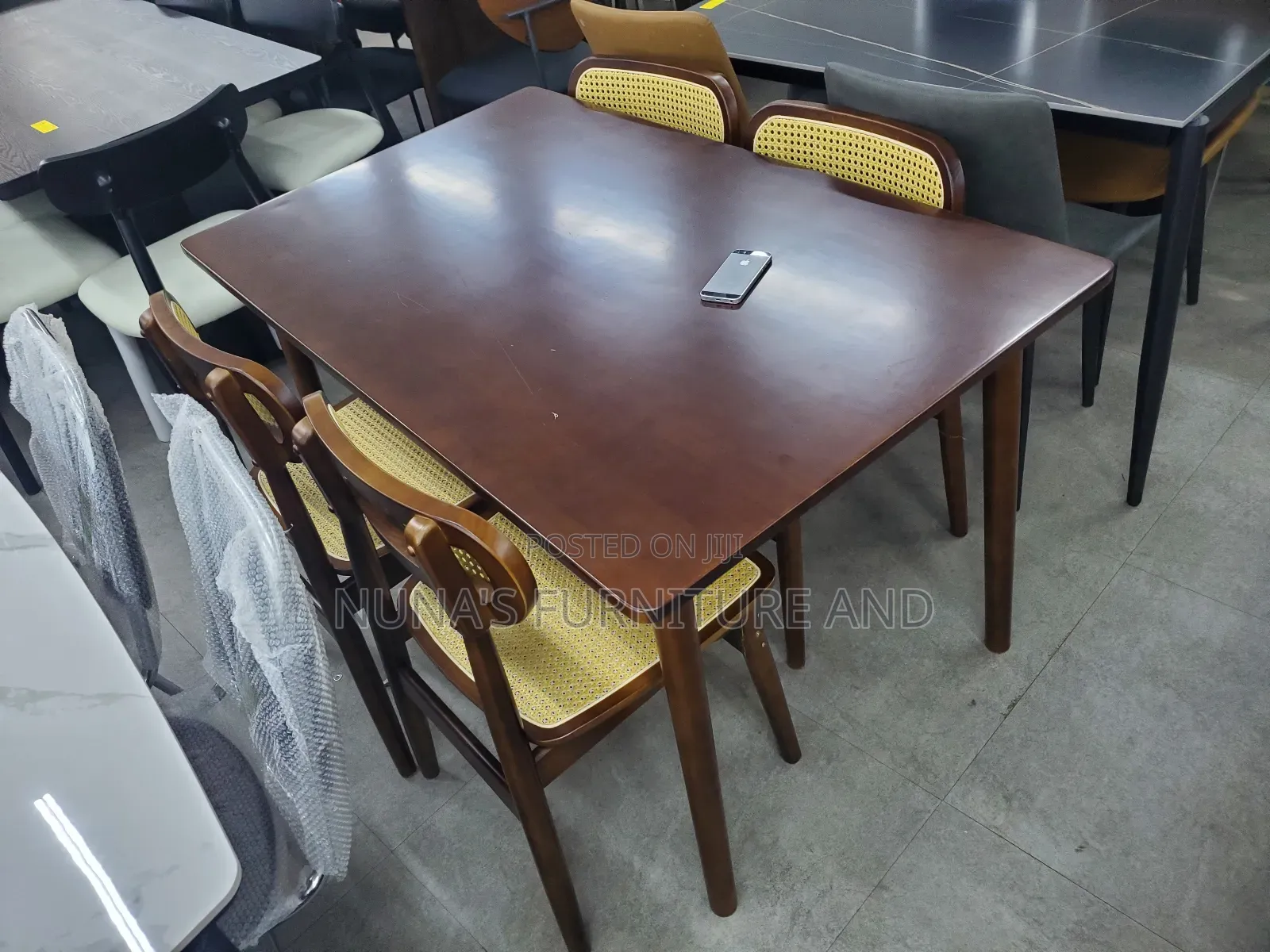 Wooden Dining Table 1+4