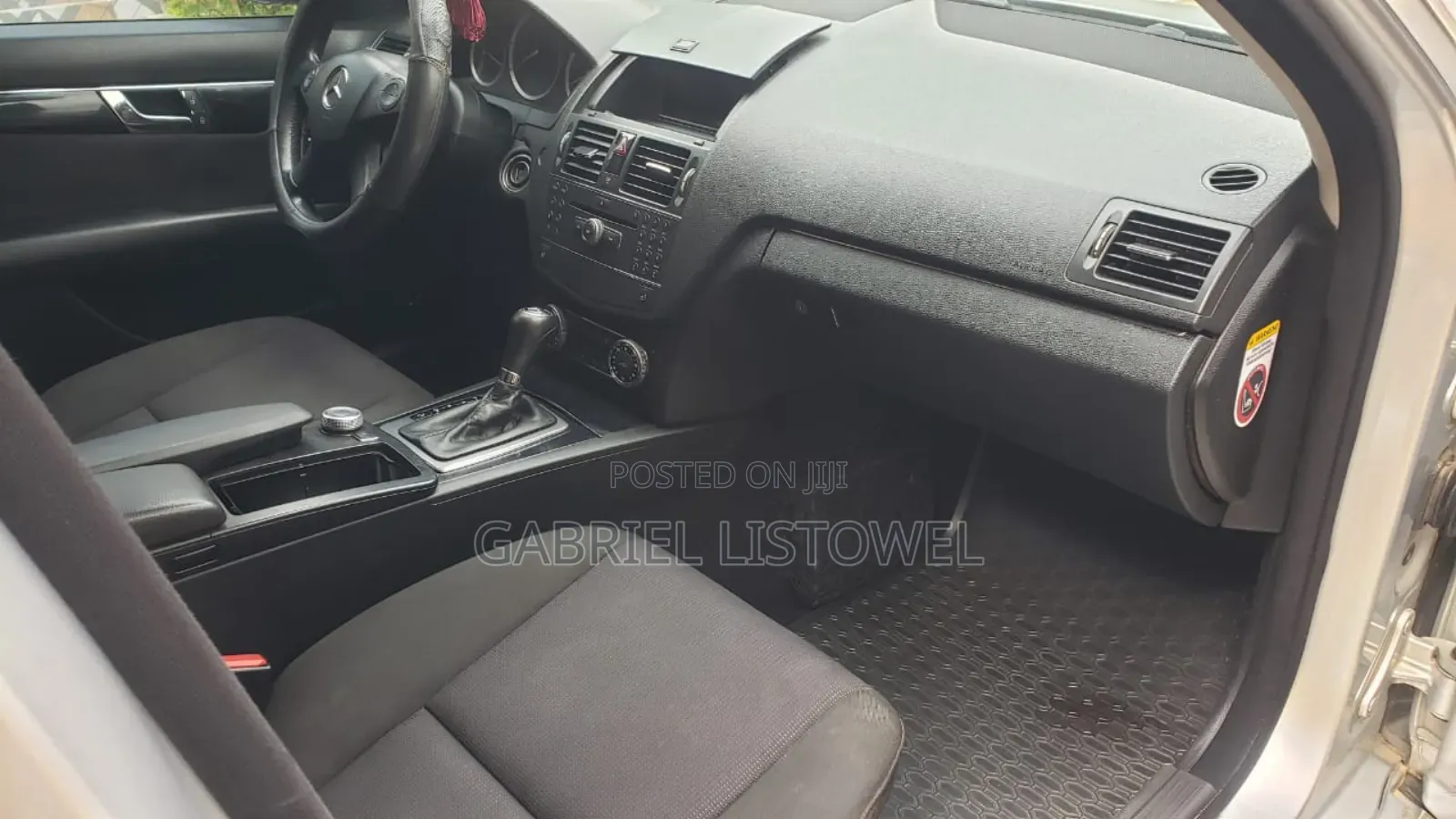 Mercedes-Benz C200 2012 Silver