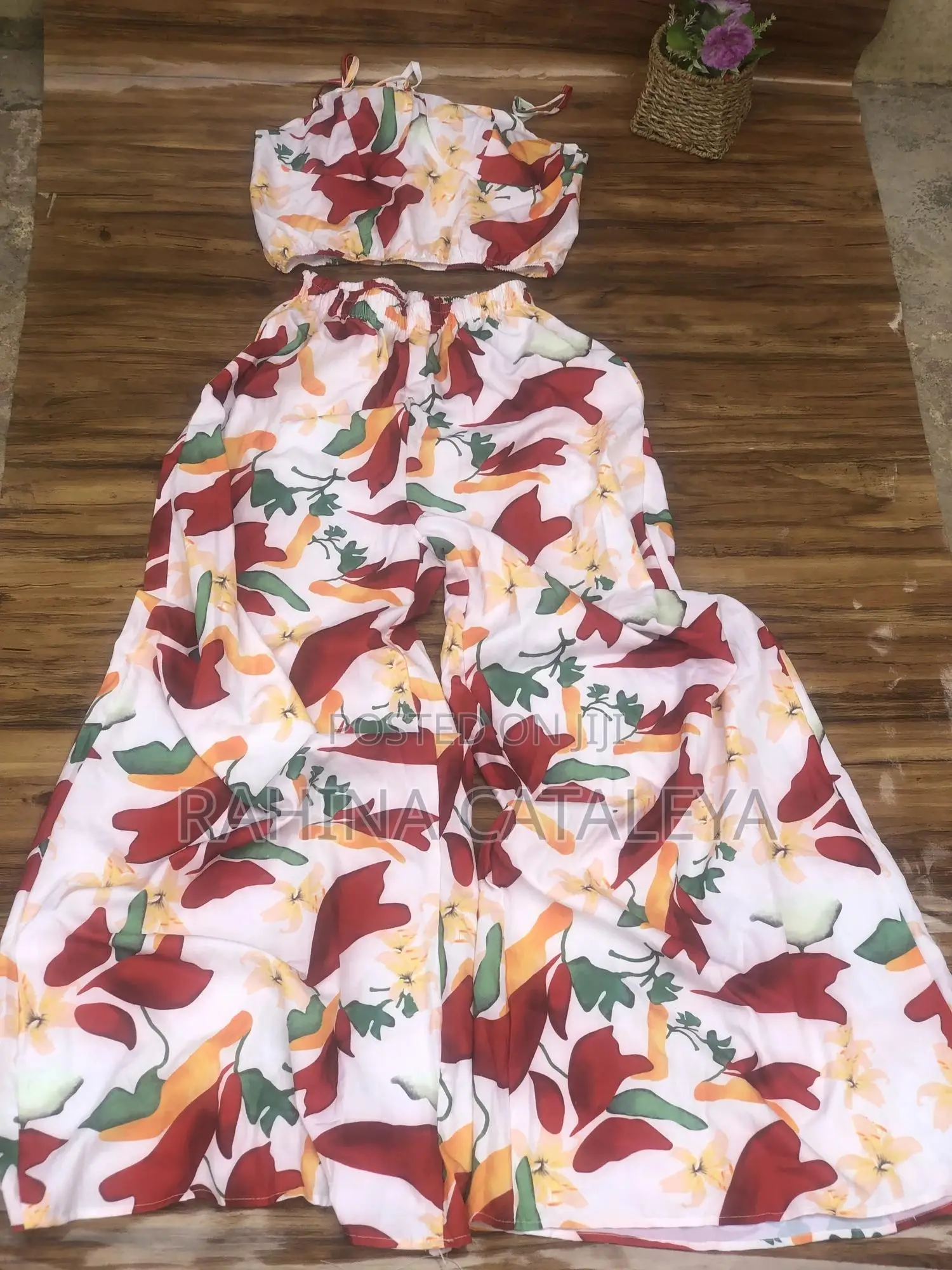 Ladies Top And Down