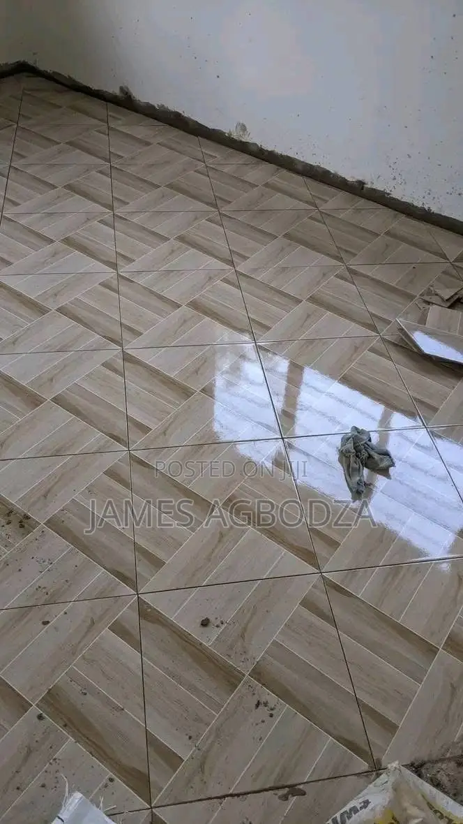 Only Master Hand in Tiling.