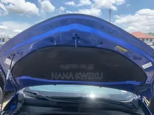 Toyota C-HR XLE Prermium FWD (2.0L 4cyl 2AM) 2018 Blue