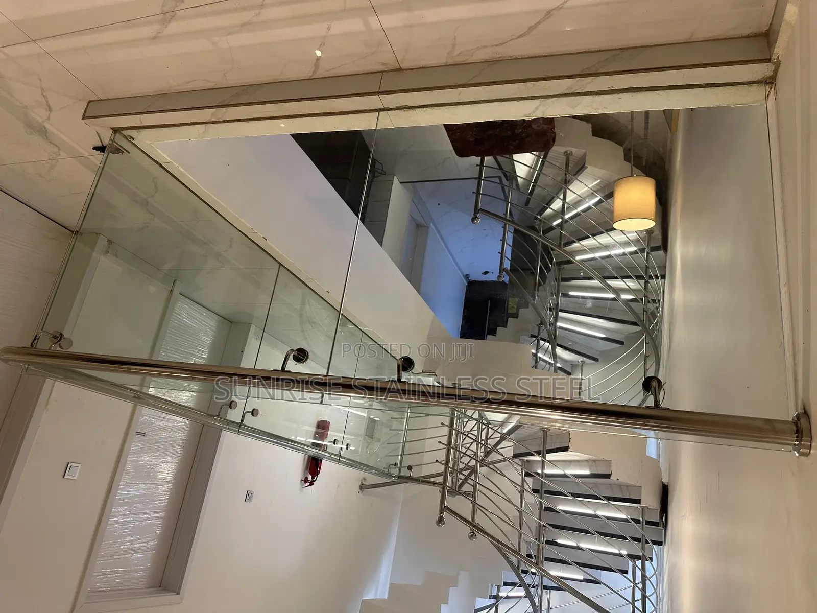 Stainless Frameless Design
