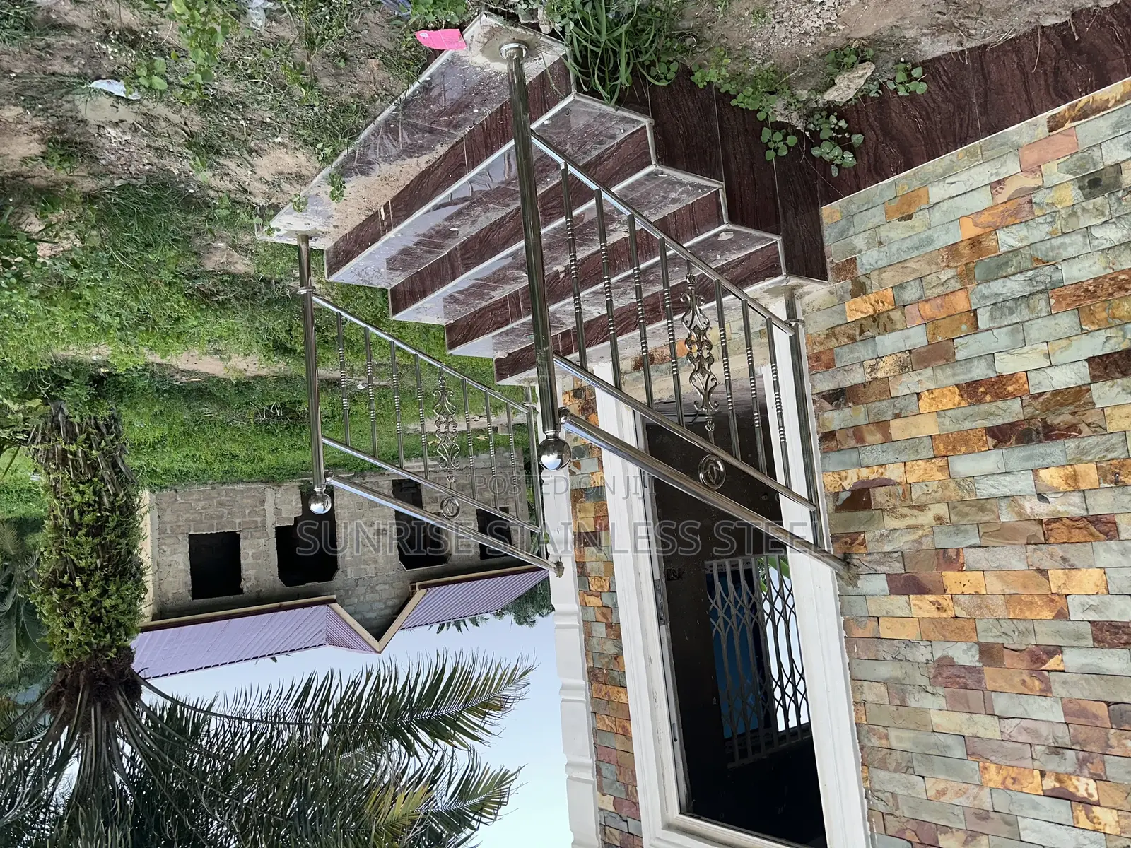 Stainless Frameless Design