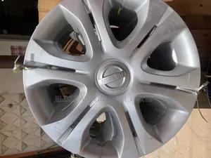 Nissan Rim 14 Full Sets Wheel Caps