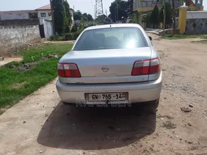 Photo - Opel Omega 2002 Gray