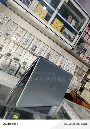 Laptop Asus 4GB Intel Core I3 HDD 1T
