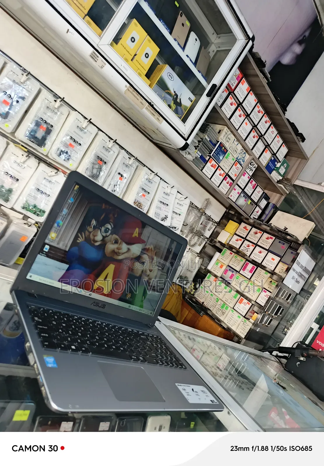 Laptop Asus 4GB Intel Core I3 HDD 1T