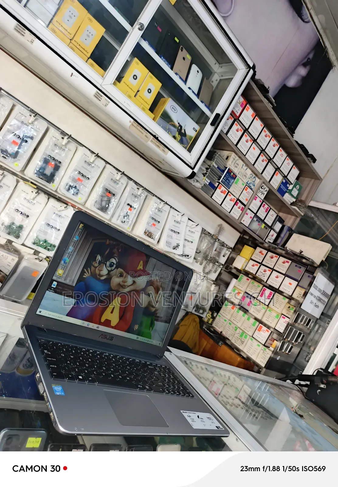 Laptop Asus 4GB Intel Core I3 HDD 1T